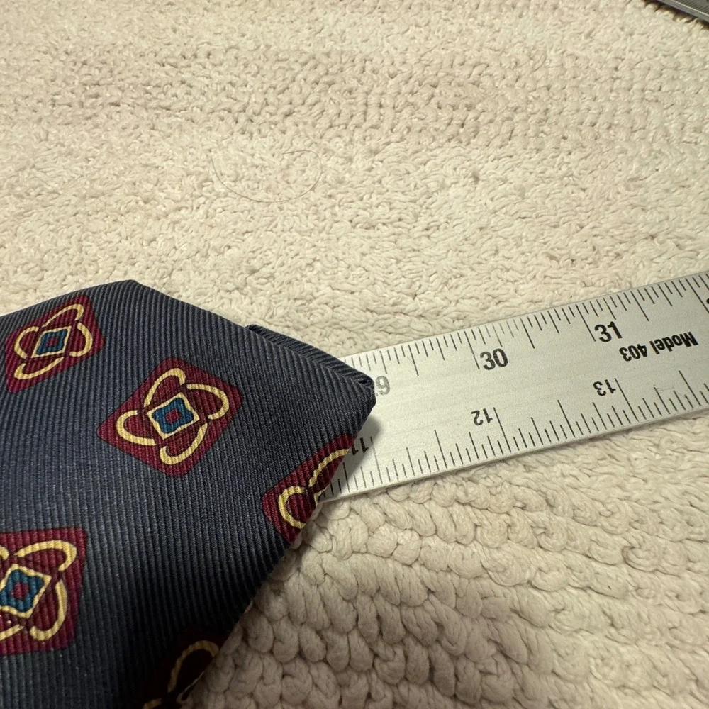 Hart Schaffner Marx Repp Tie Blue Geometric Silk Heritage Professional Old Money